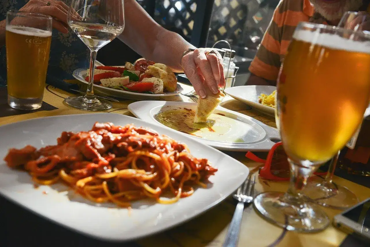 Zdjęcie Gdzie zjeść w Golubiu-Dobrzyniu? Odkryj najlepsze lokale gastronomiczne