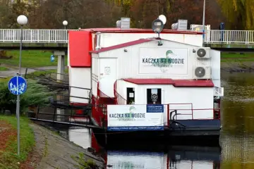 Kaczka na wodzie, restauracja z kuchnią, która obiecuje kuchenne rewolucje.