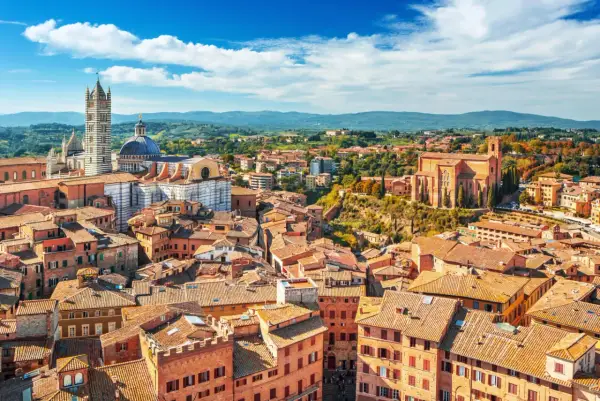 Siena - Jak geografia kształtuje miasto i zwiedzanie
