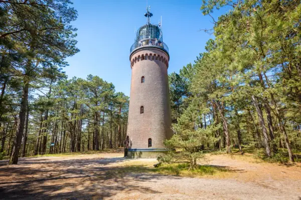 Czołpino - latarnia, wydma, muzeum - jak zaplanować spacer?