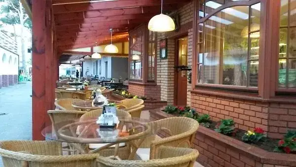 Pogorzelica gdzie zjeść - najlepsze miejsca na smaczne jedzenie
