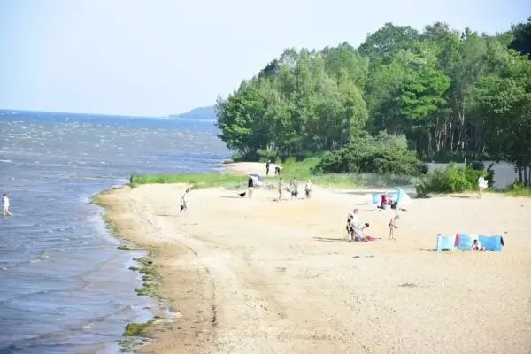Plaża w Swarzewie - Spokój nad Zatoką Pucką? Sprawdź!