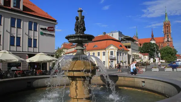 Rynek Kościuszki Białystok - Serce miasta. Co zobaczyć?